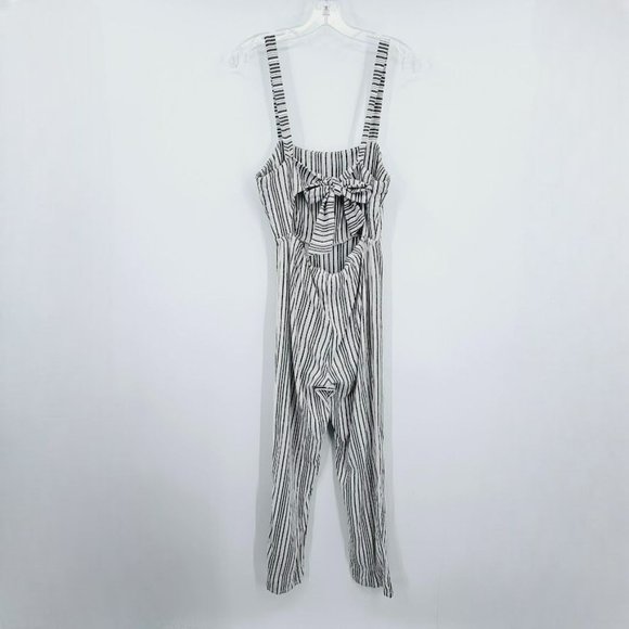 Amuse Society Jumpsuit S Lookout White Grey Stripe Open Tie Back Strappy Cropped - Picture 12 of 15